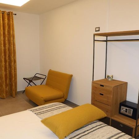 Relais Belvedere โจวีนัซโซ ภายนอก รูปภาพ